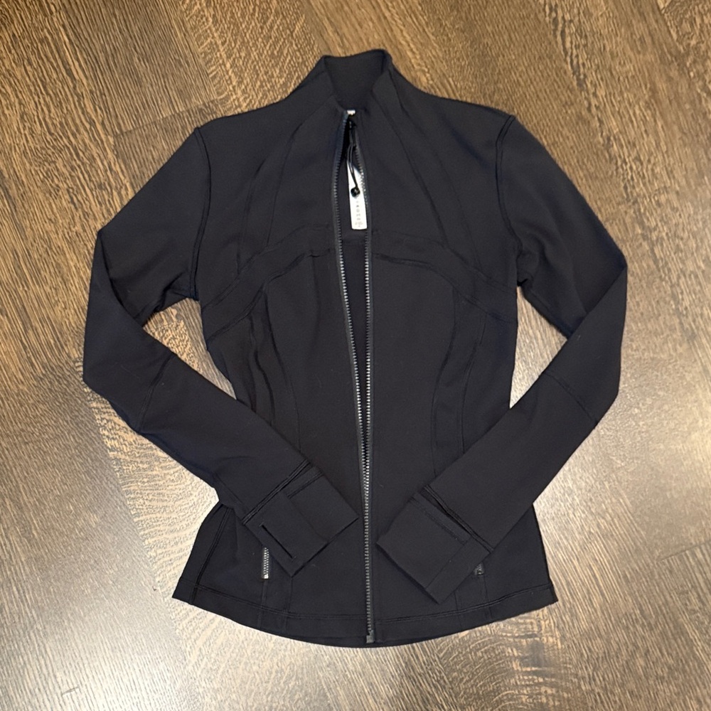 Women's Black Lululemon Jacket size 4